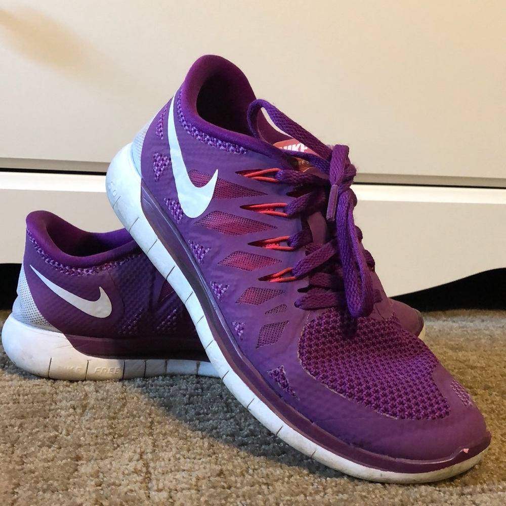 Nike free runs